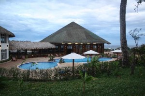 Media Luna Resort Thatch